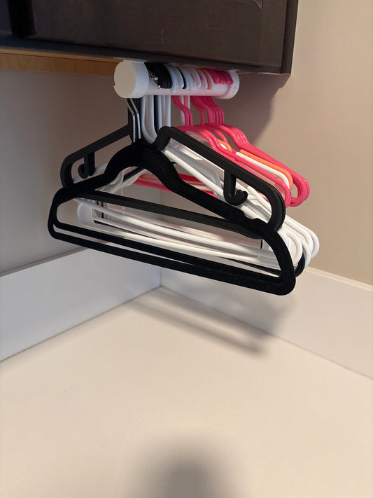 Hanger Hangar – Under-Cabinet Hanger Organizer