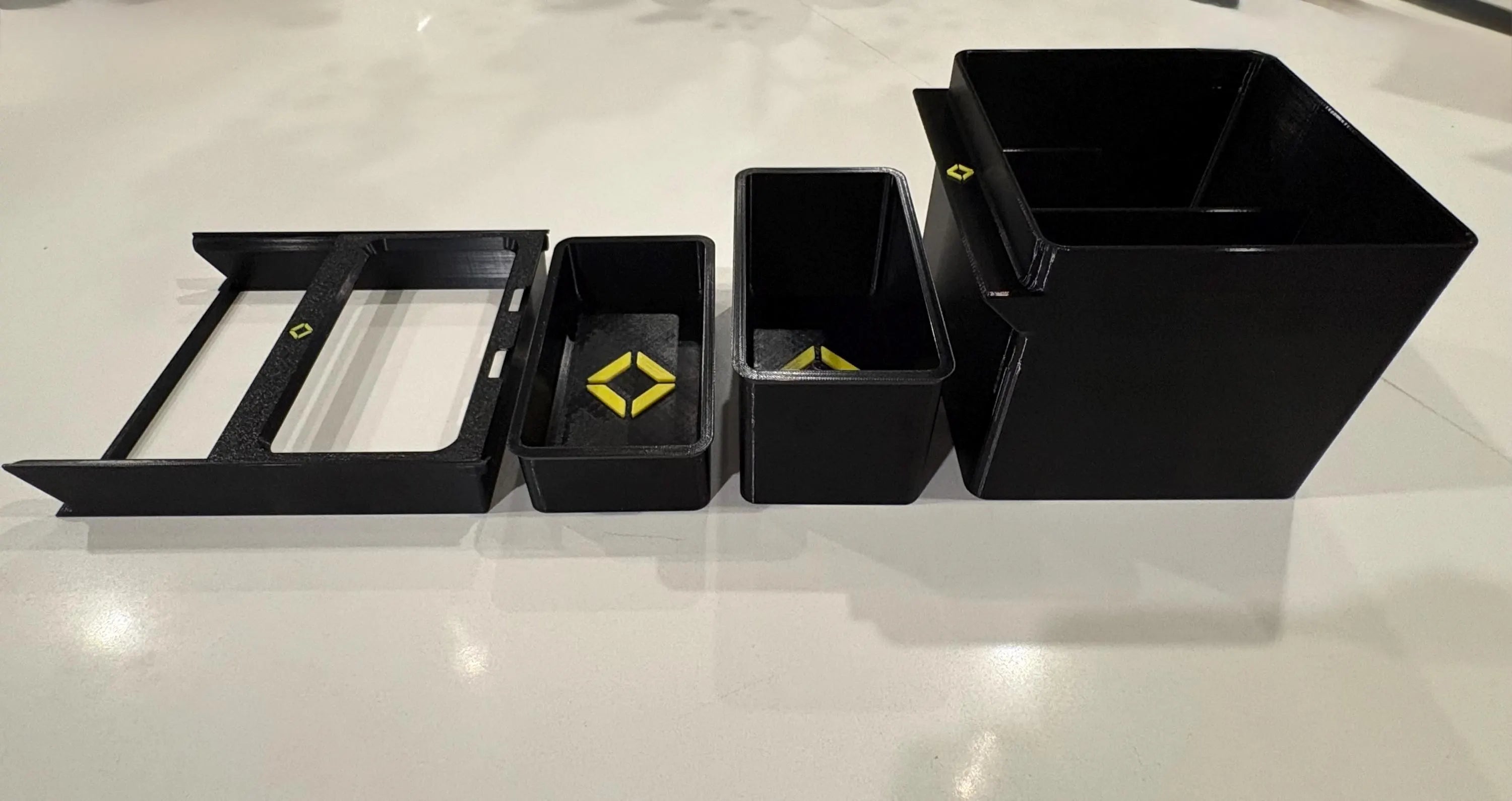 Rivian R1S/R1T Center Console Organizer (Niftly3D)